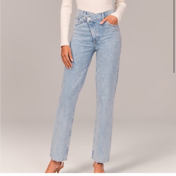 Abercrombie & Fitch High Rise Blue Jeans - Picture 1 of 3
